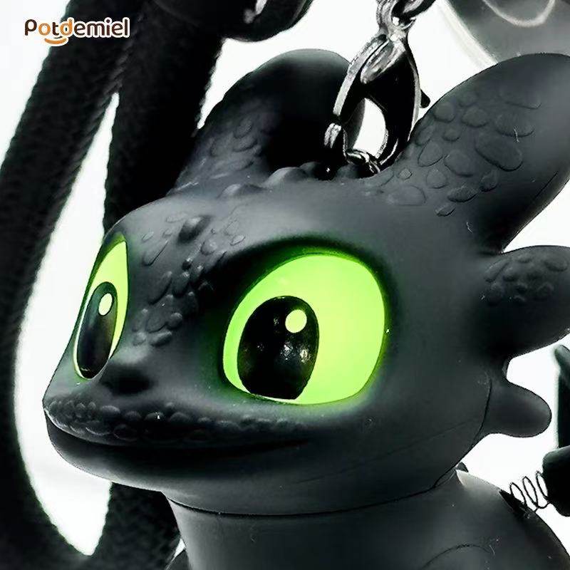 Genuine Cute Glowing Toothless - Car Accessories Company 评论和价格