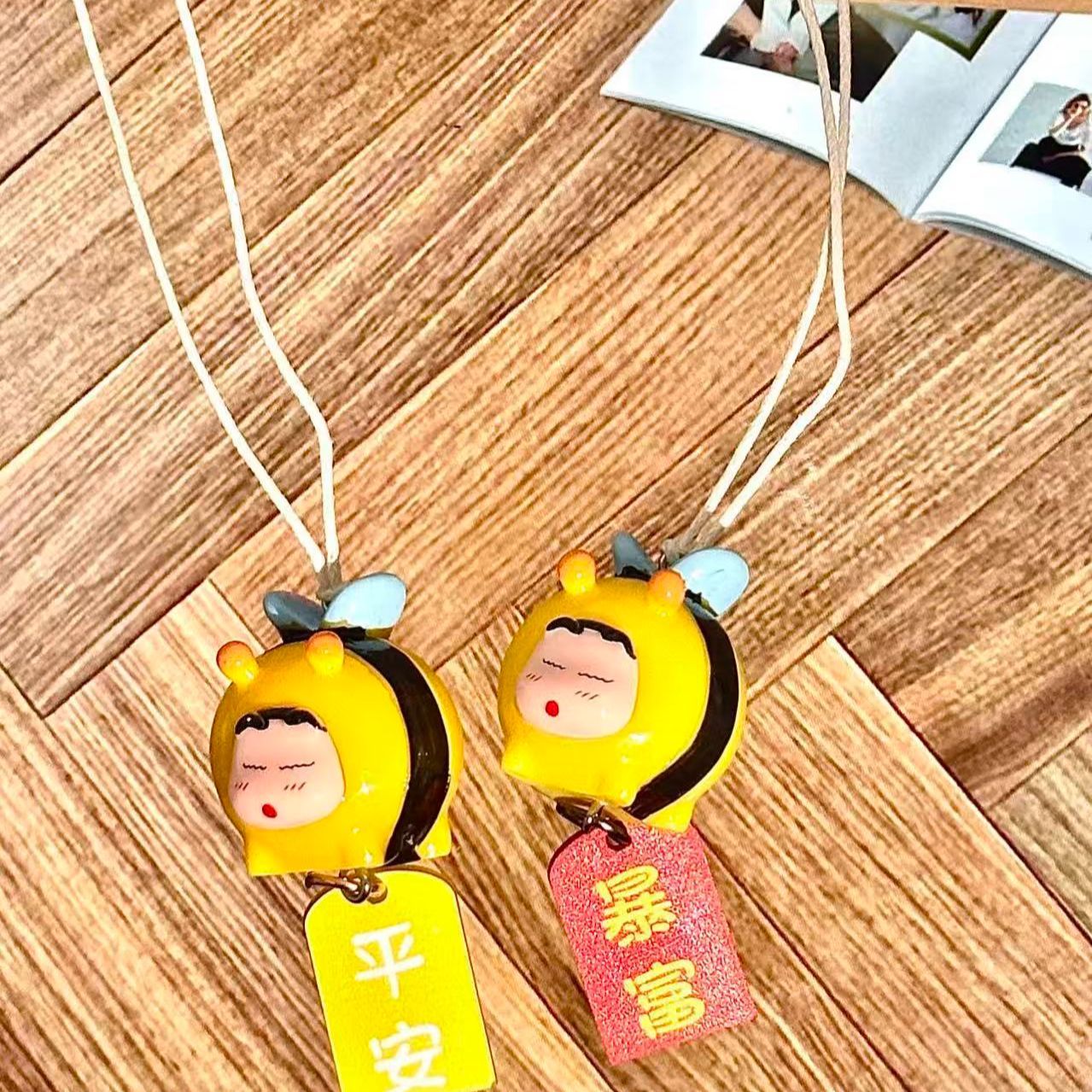 Crayon Shin-chan Bee Cosplay F - Car Accessories Company 评论和价格