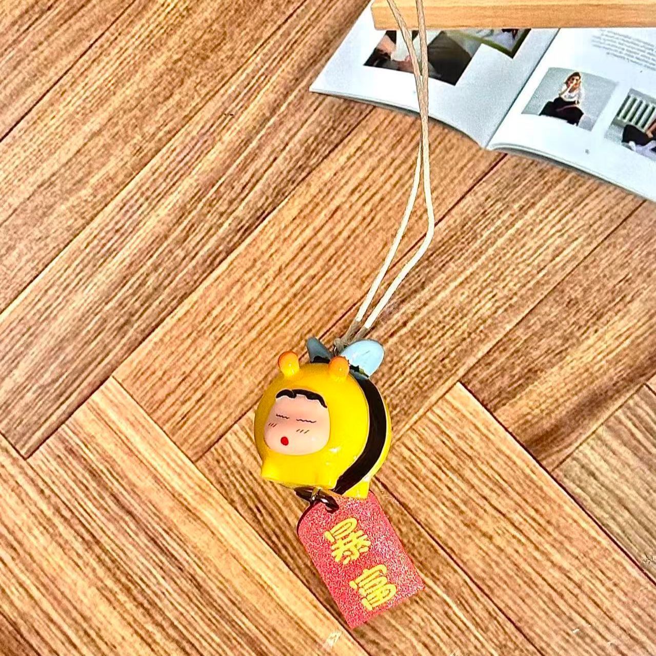 Crayon Shin-chan Bee Cosplay F - Car Accessories Company 评论和价格